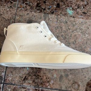 NWT Everlane sneakers. Wrong size